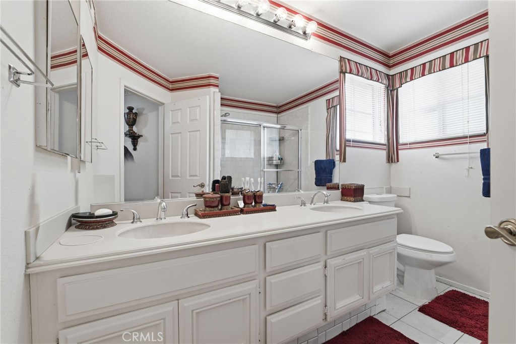 933 La Salle Circle Property Photo 48