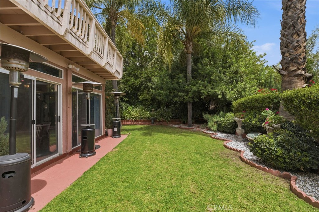 933 La Salle Circle Property Photo 55
