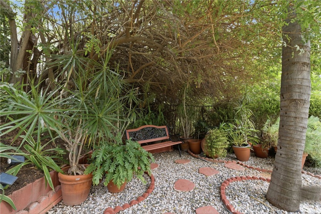 933 La Salle Circle Property Photo 60