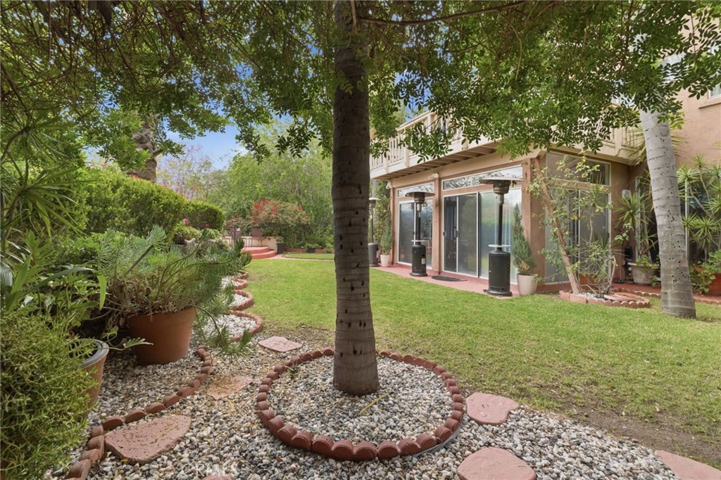 933 La Salle Circle Property Photo 61