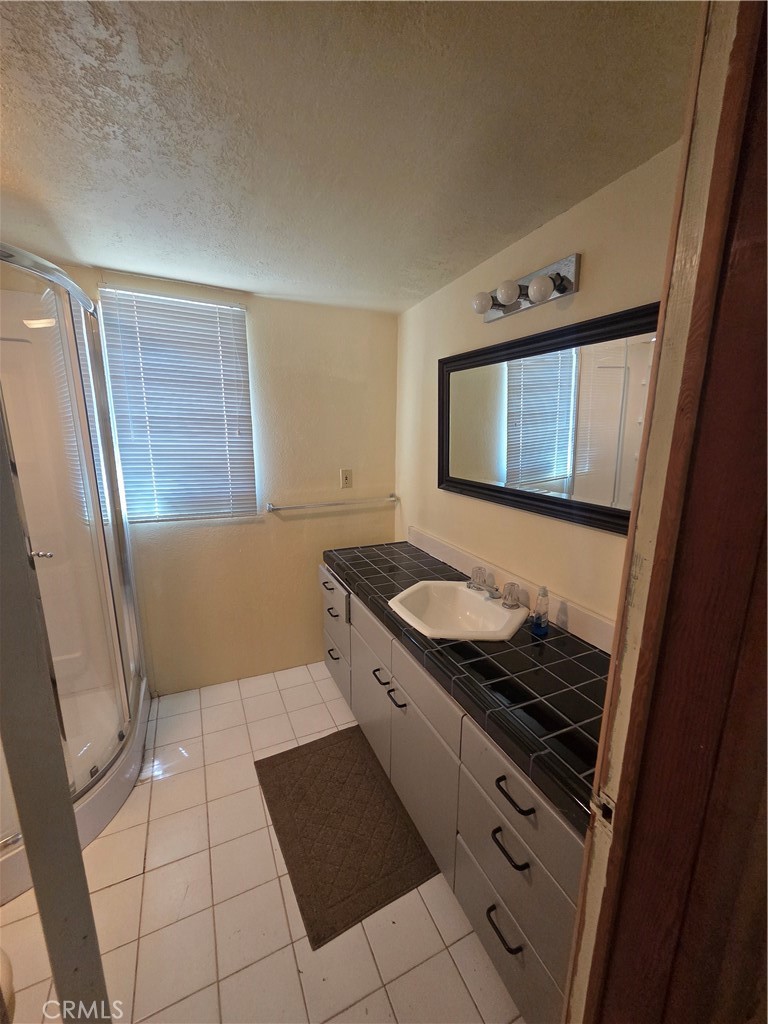 525 Yukon Property Photo 12