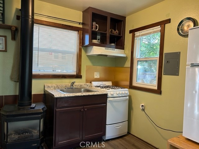 2726 View Drive Property Photo 13