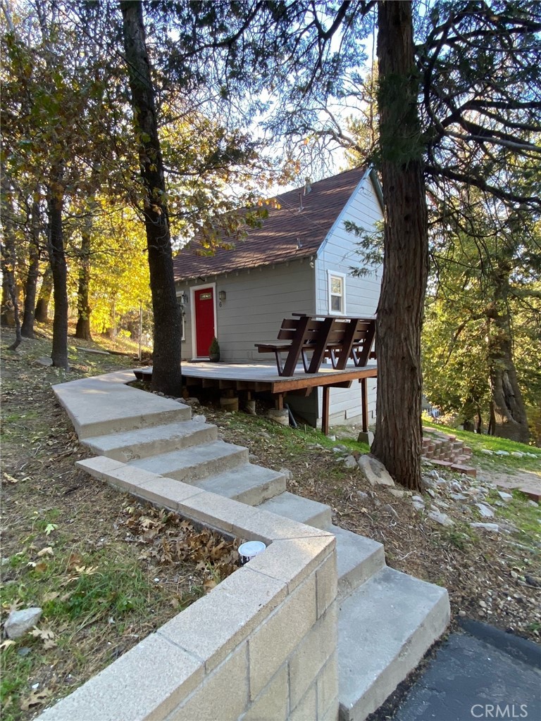 2726 View Drive Property Photo 15