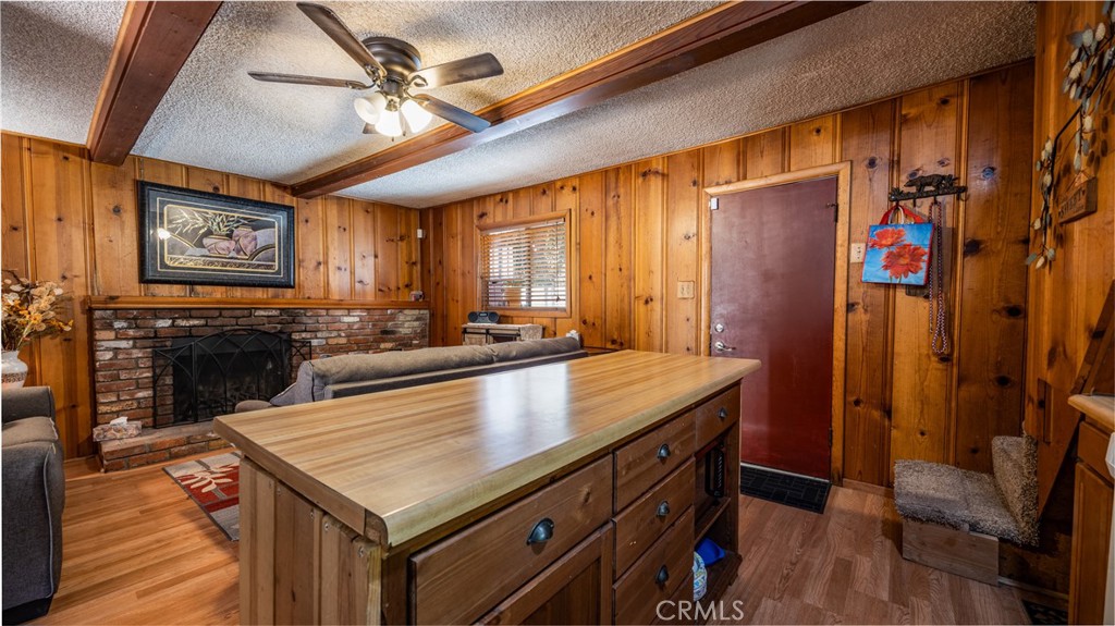 23683 Manzanita Property Photo 10