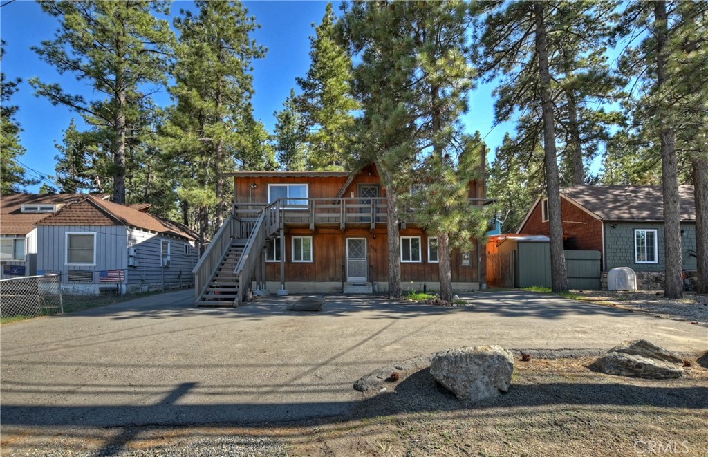 432 E Big Bear Boulevard Property Photo 2