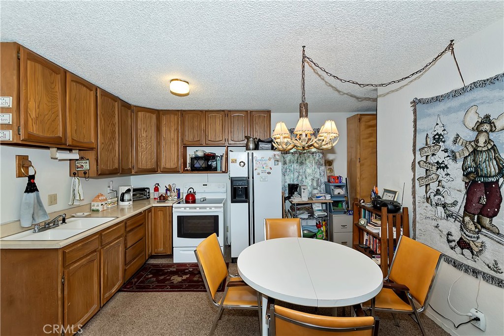 432 E Big Bear Boulevard Property Photo 8