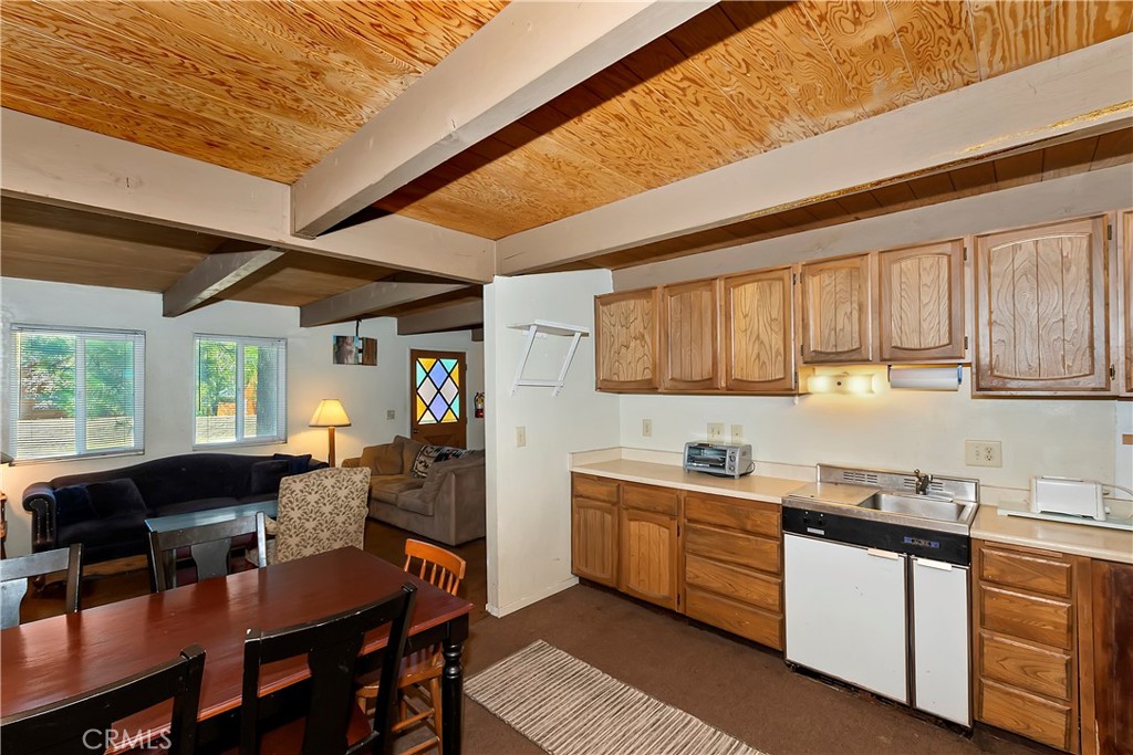 432 E Big Bear Boulevard Property Photo 21