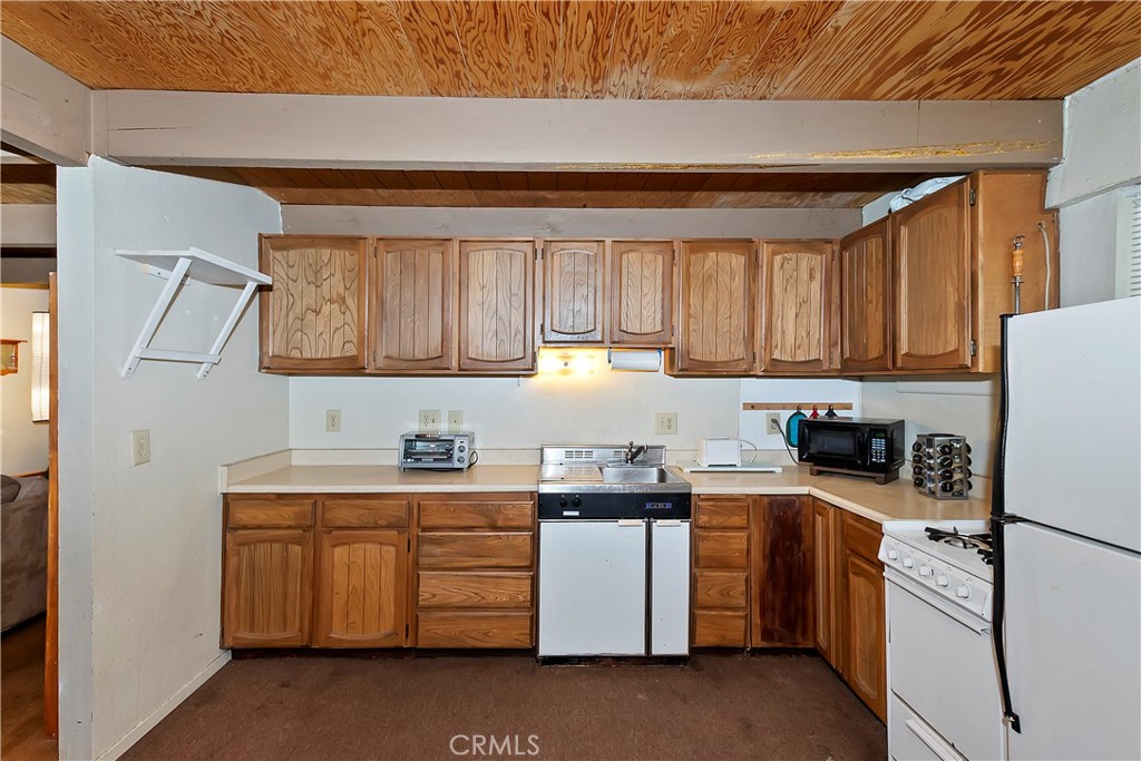 432 E Big Bear Boulevard Property Photo 24