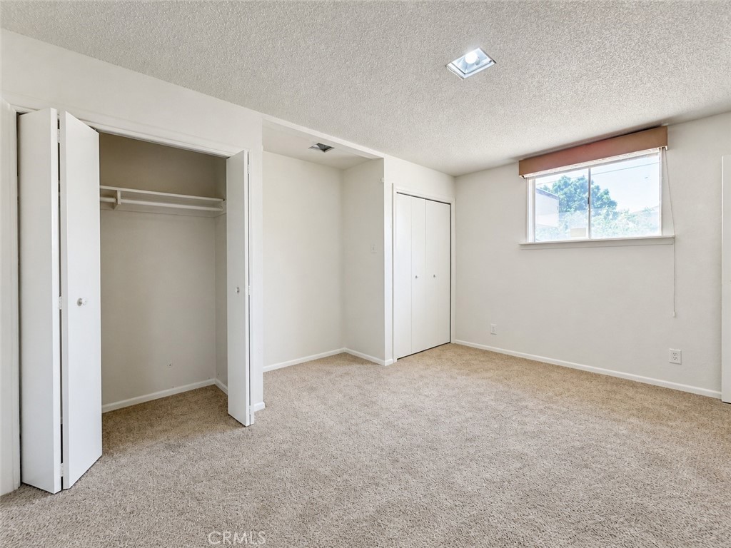 325 N Sanders Street Property Photo 8
