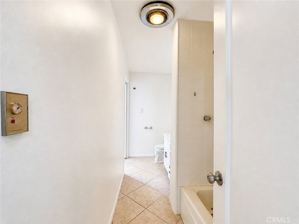 325 N Sanders Street Property Photo 11