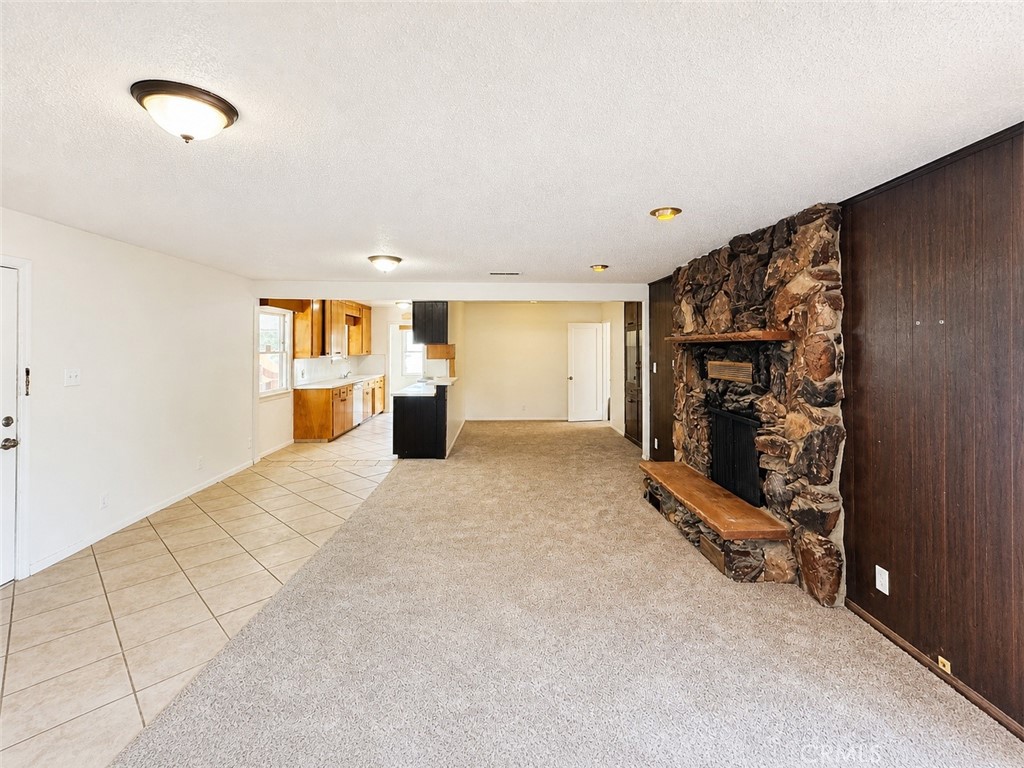 325 N Sanders Street Property Photo 13