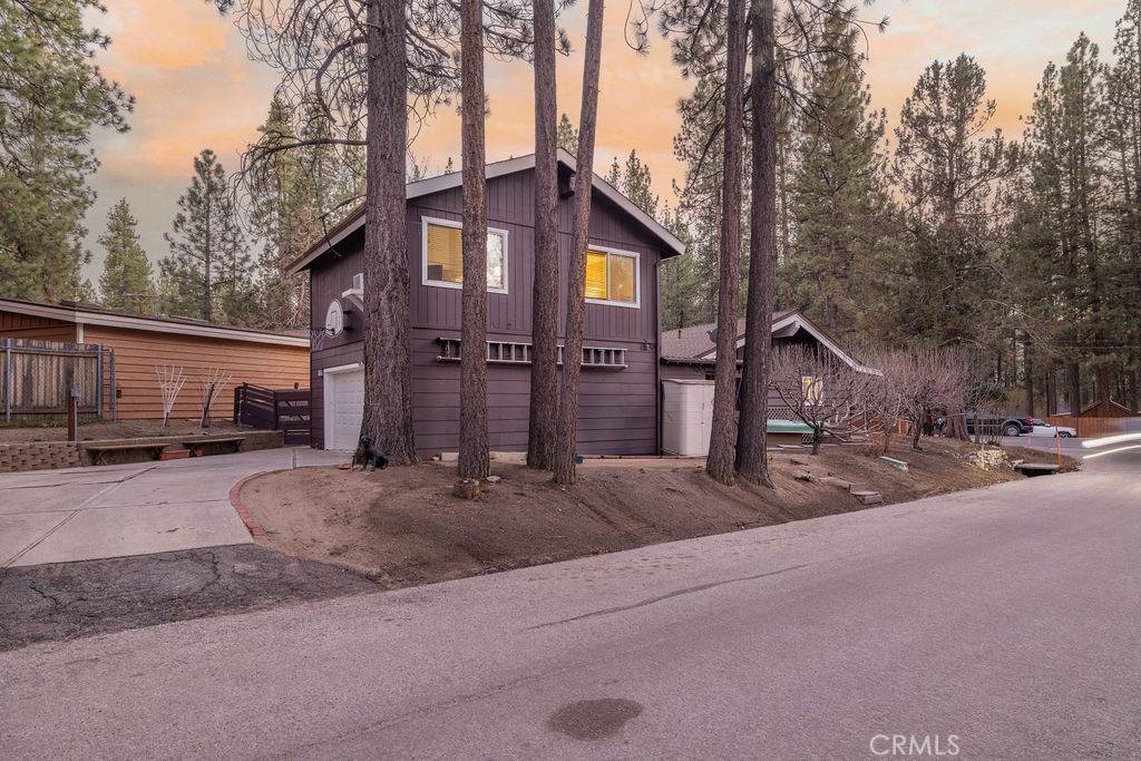 433 Catalina Property Photo 3