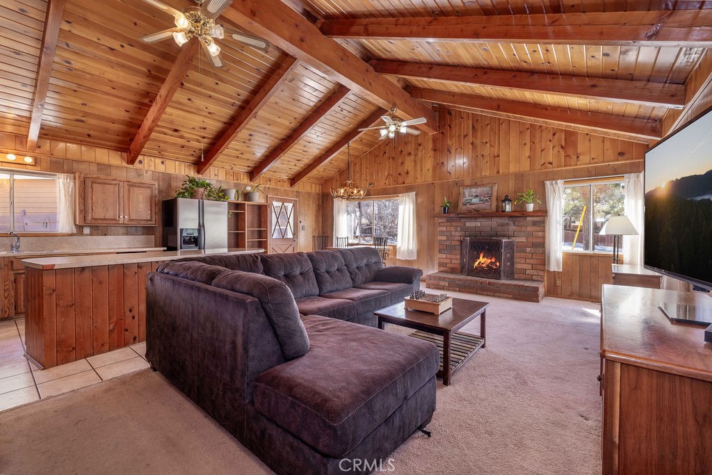 433 Catalina Property Photo 5