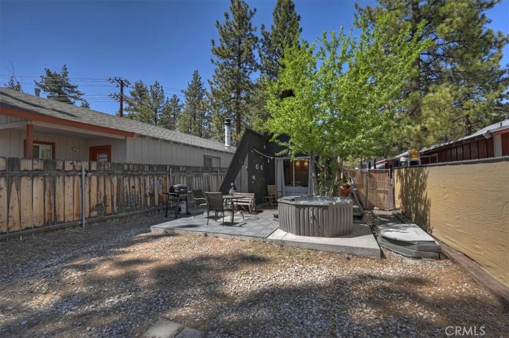 110 E North Shore Drive Property Photo 15