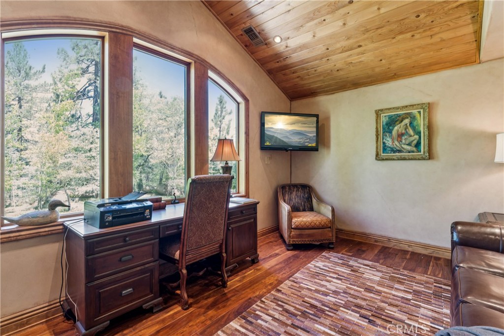32310 Hummingbird Court Property Photo 22