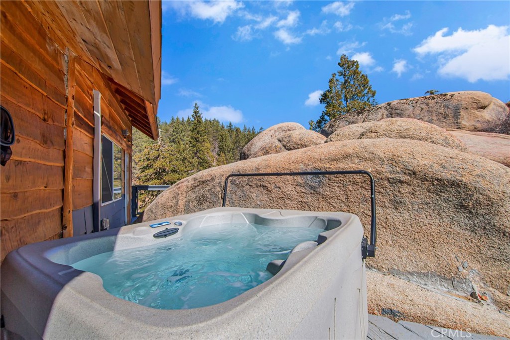 33141 Big Bear Lake Road Property Photo 1