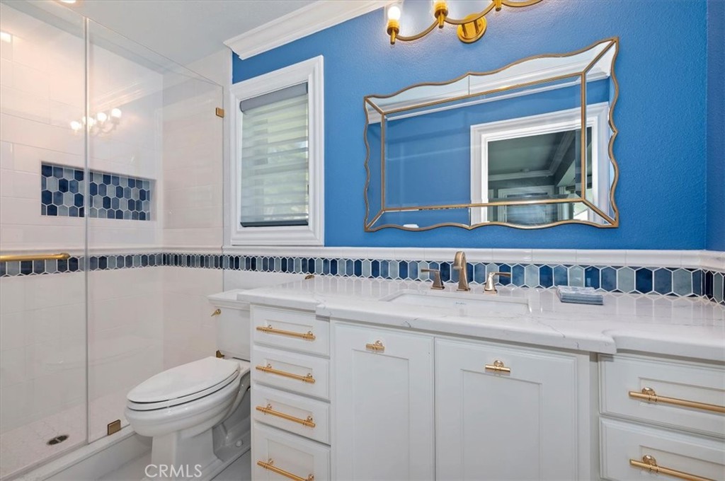 39085 North Shore Drive Property Photo 28