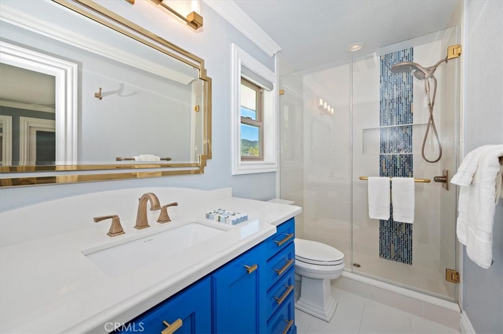 39085 North Shore Drive Property Photo 30