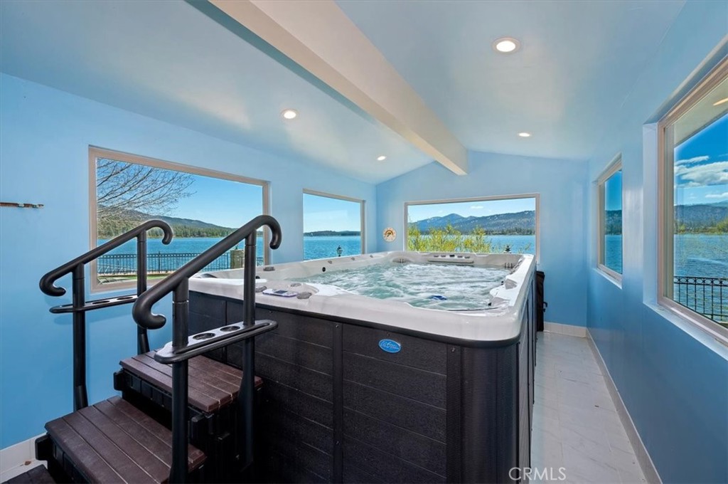39085 North Shore Drive Property Photo 38