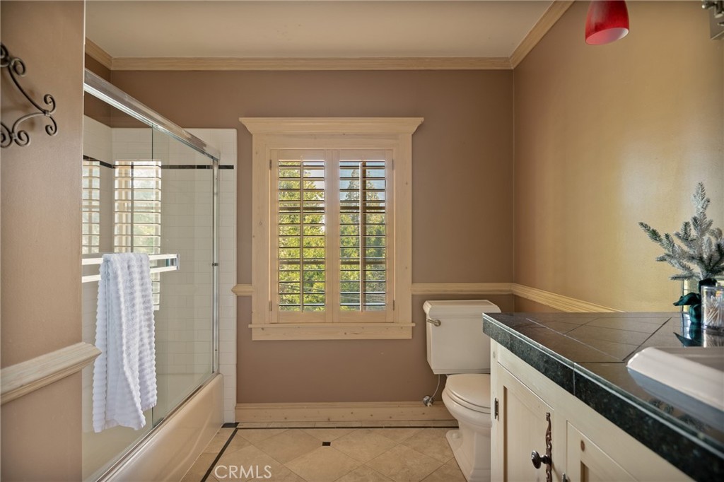 261 Ca-173 Property Photo 20
