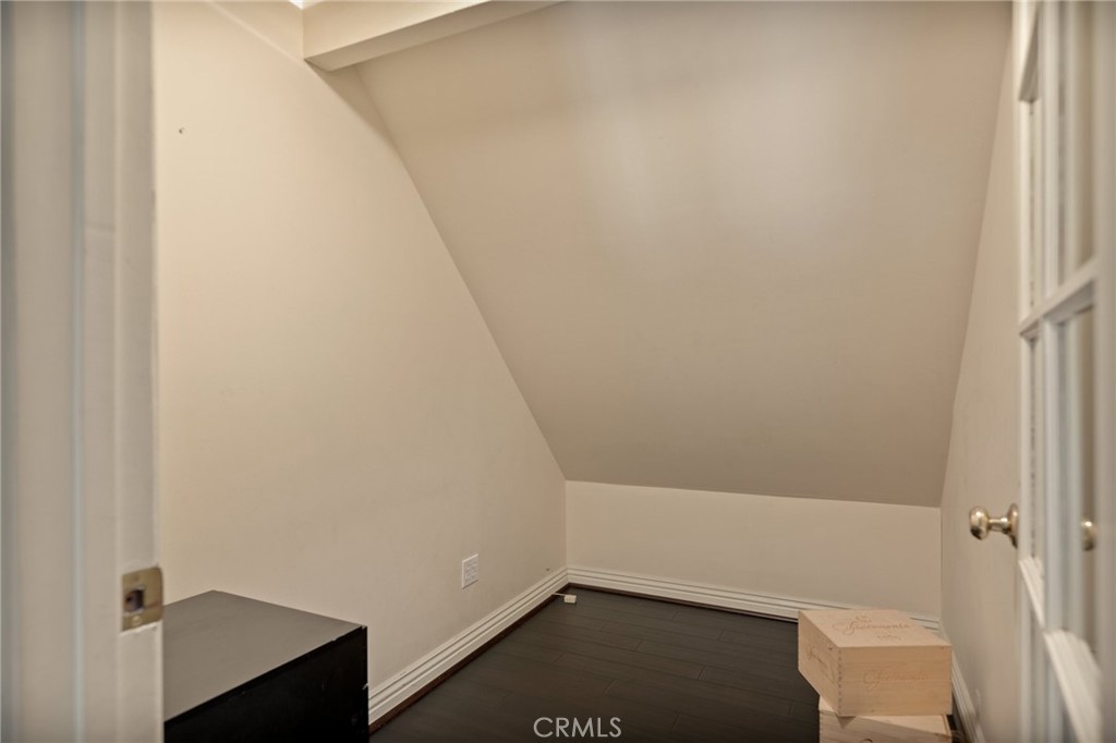 261 Ca-173 Property Photo 33