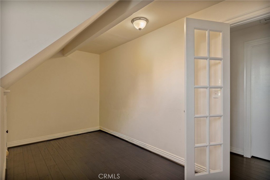 261 Ca-173 Property Photo 37
