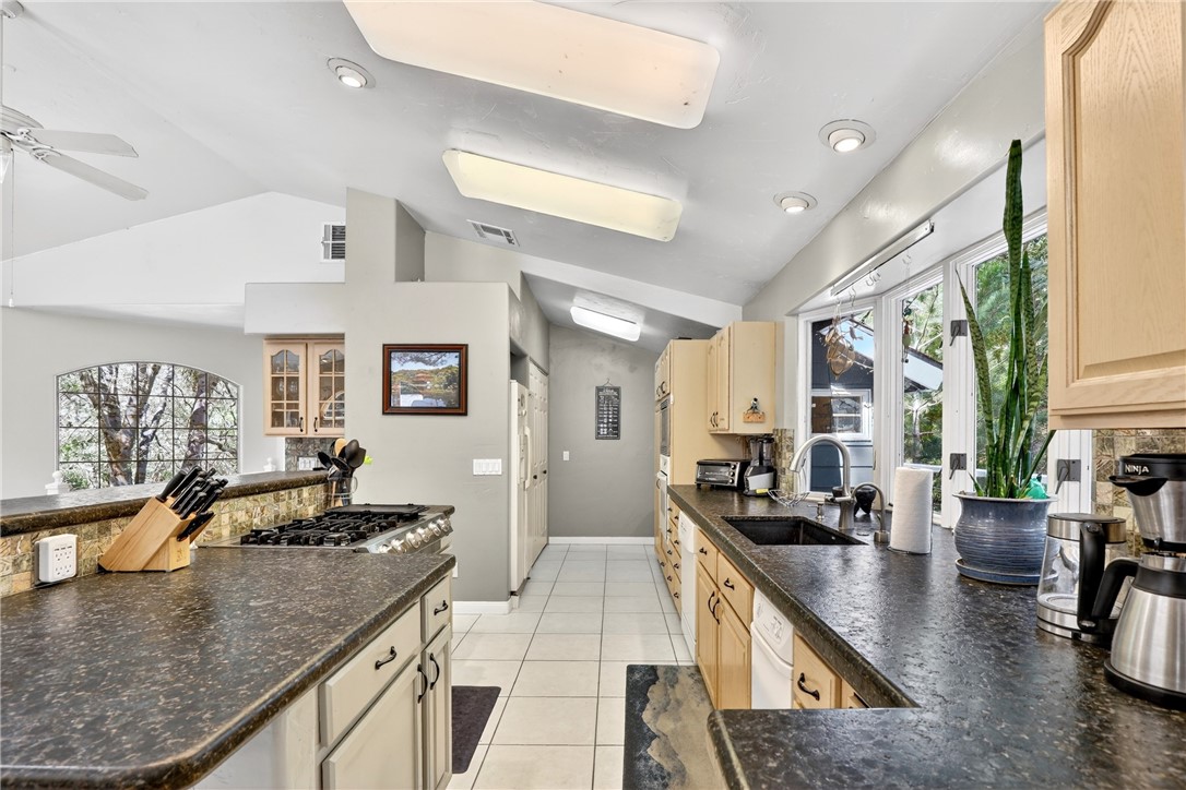 743 Berne Property Photo 18