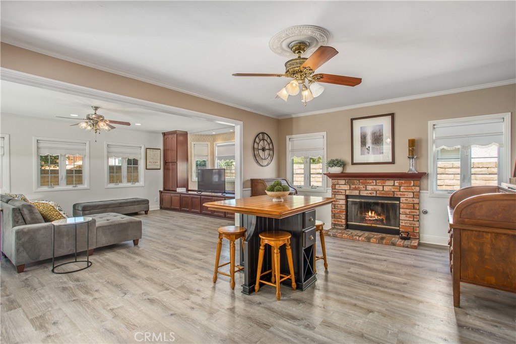1125 Via Nice Property Photo 10