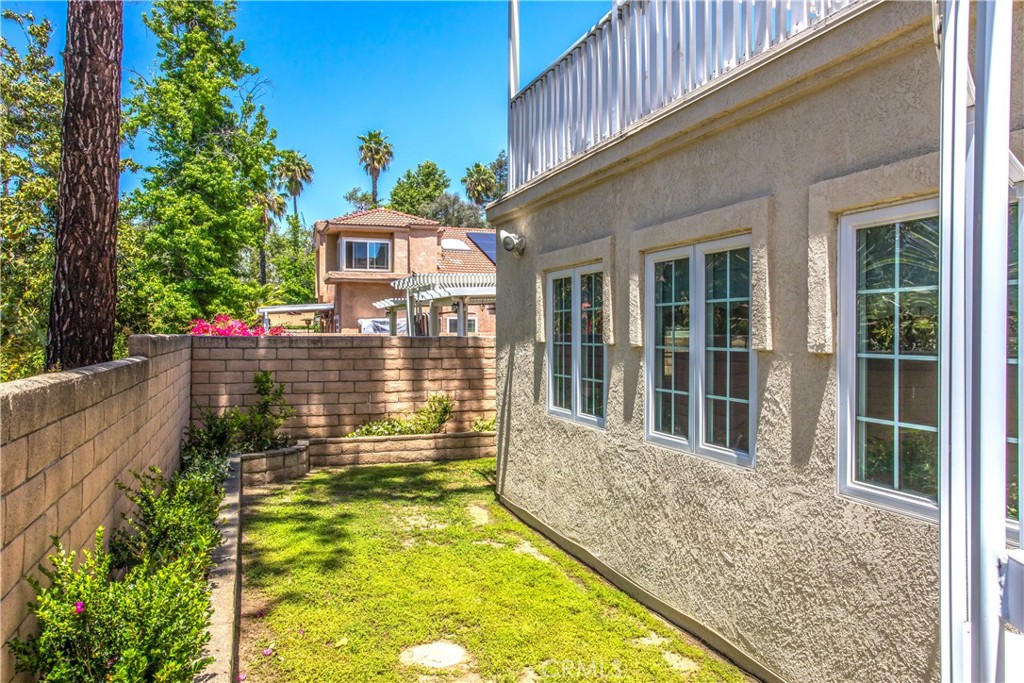 1125 Via Nice Property Photo 28