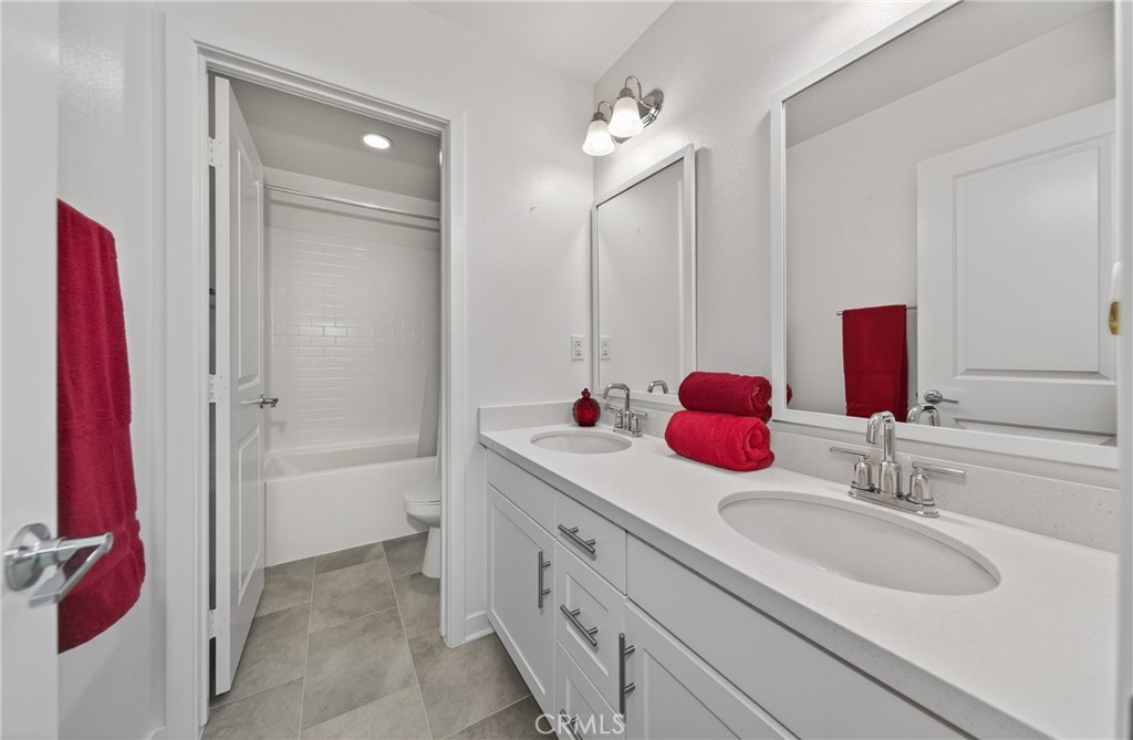 14034 Amorosa Court Property Photo 24