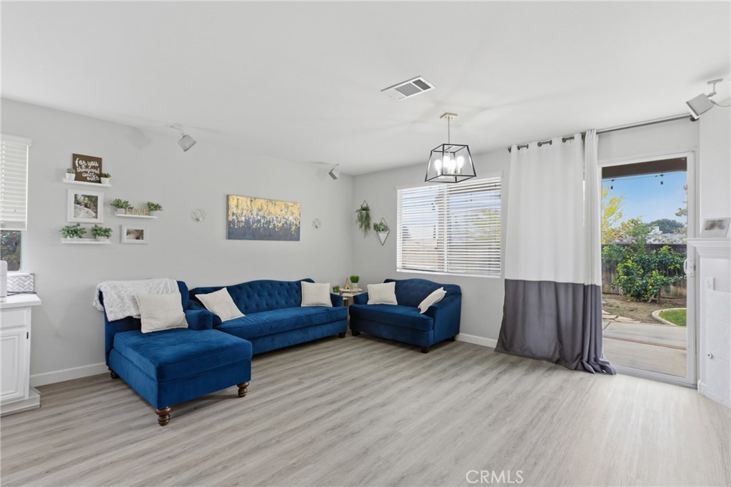34596 Yale Property Photo 15