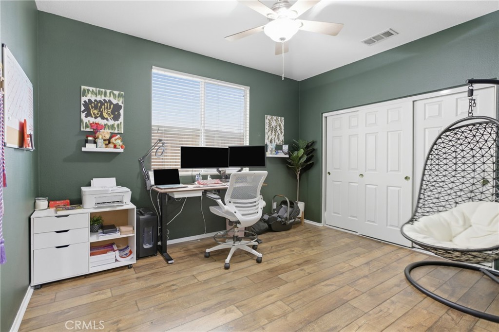 34596 Yale Property Photo 18