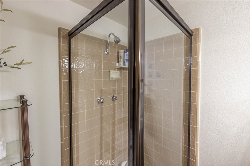 39802 Lakeview Drive 17 Property Photo 21