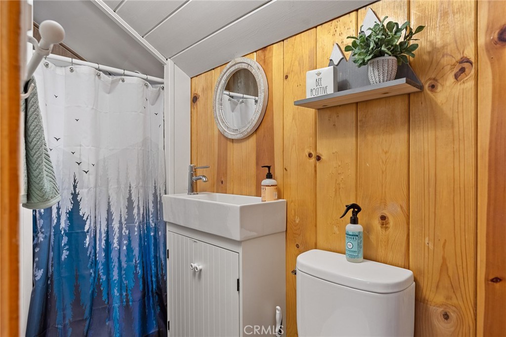 27010 State Highway 189 Property Photo 23