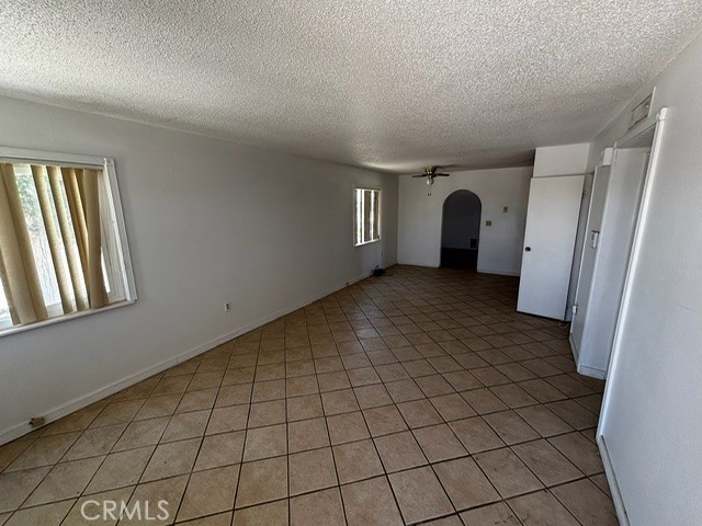 1021 E Chanslor Way Property Photo 3