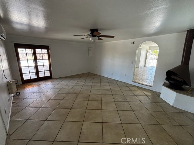 1021 E Chanslor Way Property Photo 9