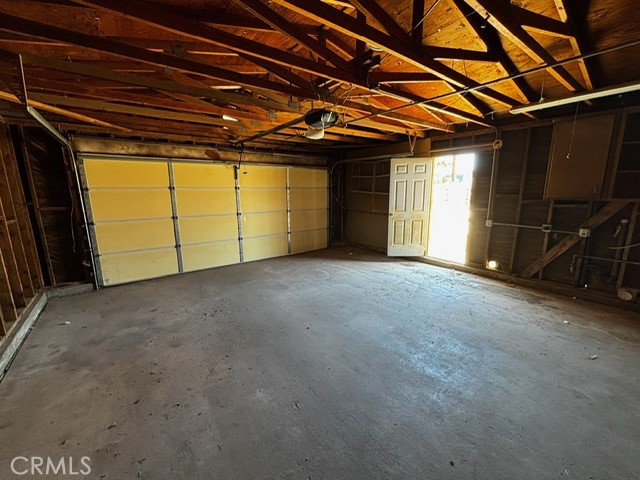 1021 E Chanslor Way Property Photo 23