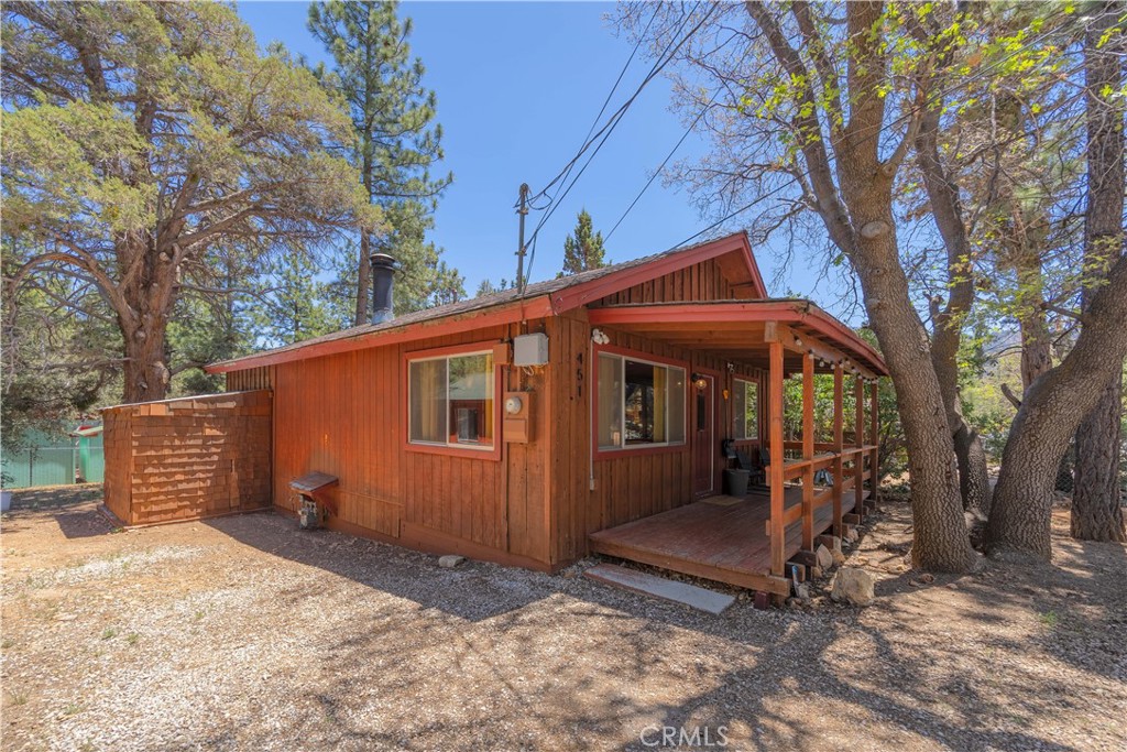 451 Cedar Lane Property Photo 6