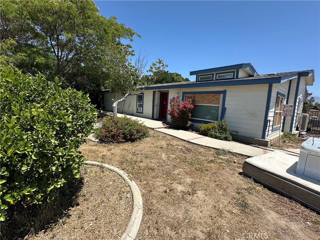 1420 Isaacs Property Photo 1