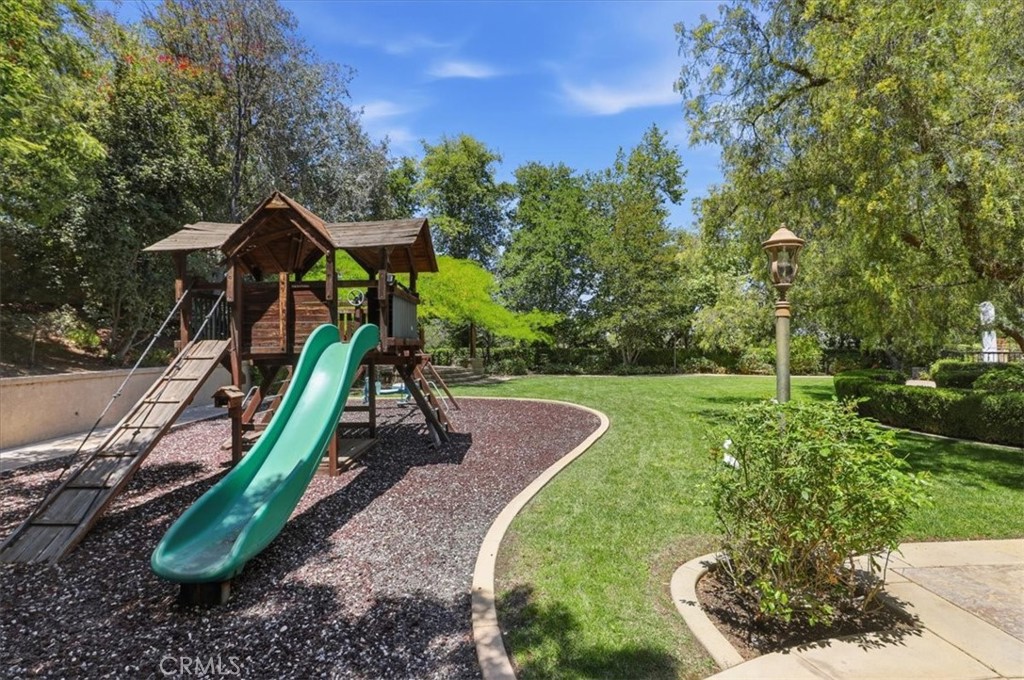3948 Shady Ridge Drive Property Photo 13