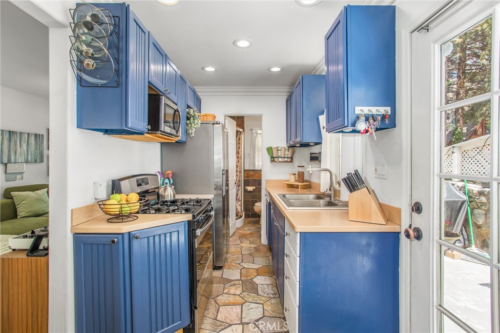 39429 Canyon Drive Property Photo 12