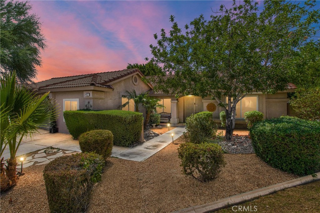 44525 Saffron Court Property Photo 3