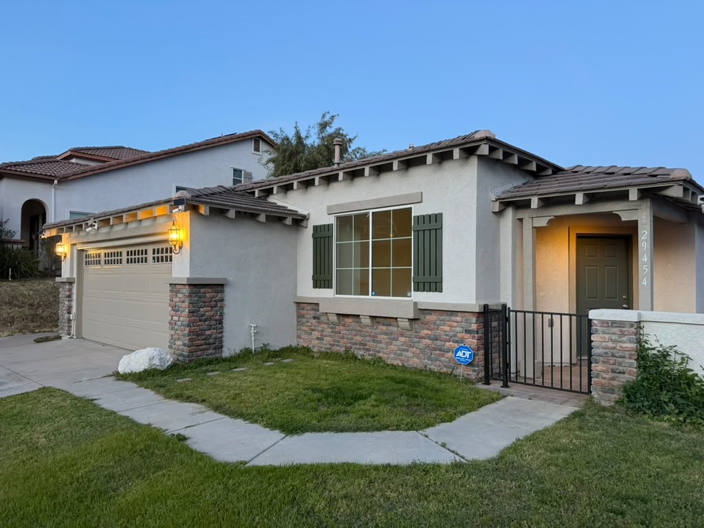 29454 Falling Leaf Property Photo 1