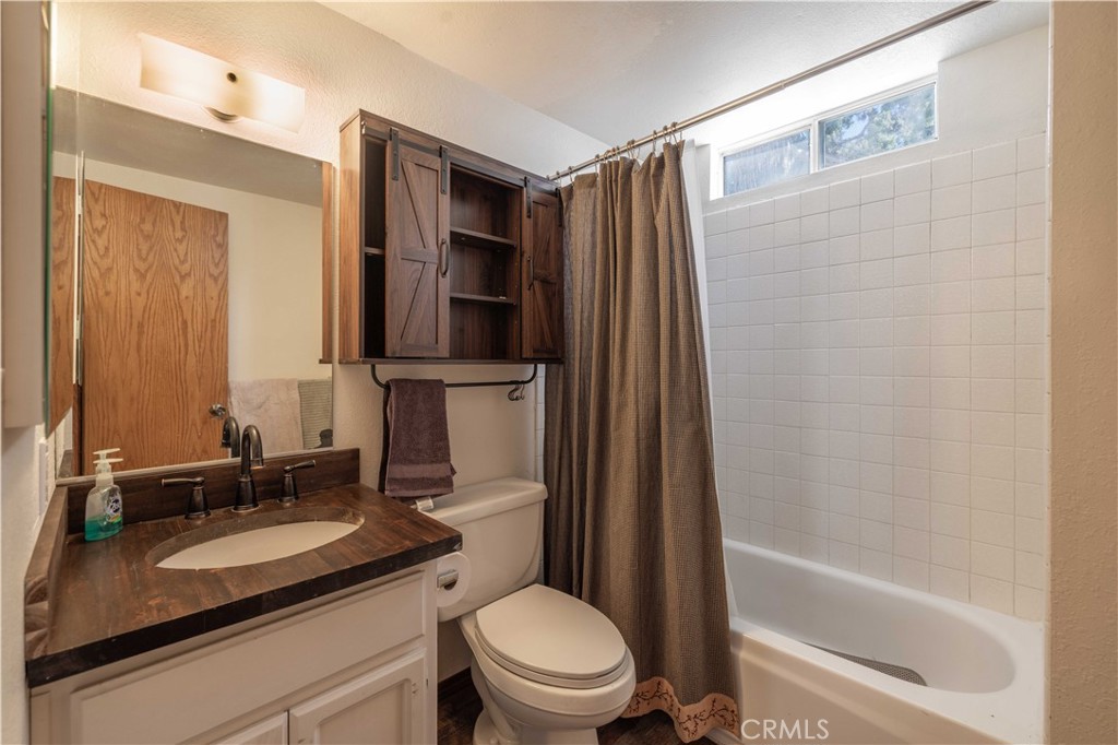 809 C Property Photo 15