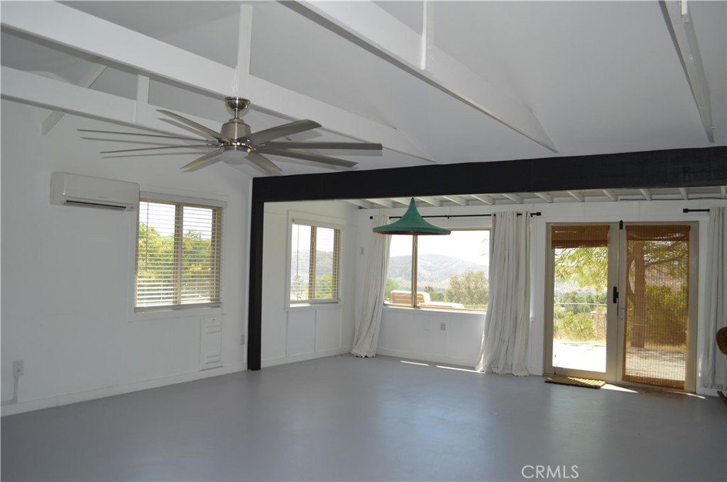 10225 Pinon Property Photo 6