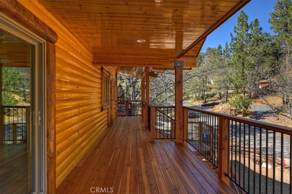 415 Vista Property Photo 8