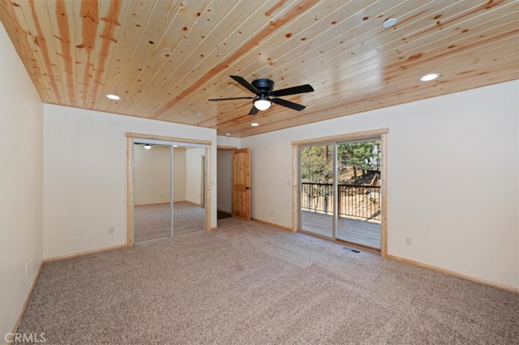 415 Vista Property Photo 26