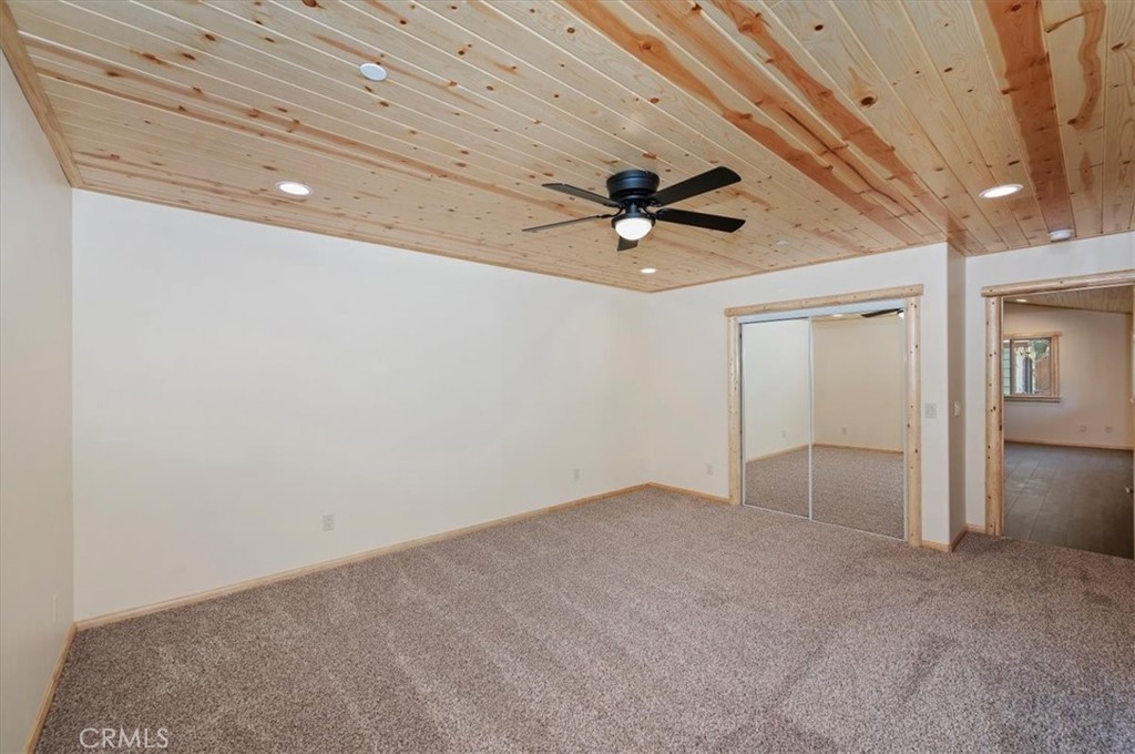 415 Vista Property Photo 27