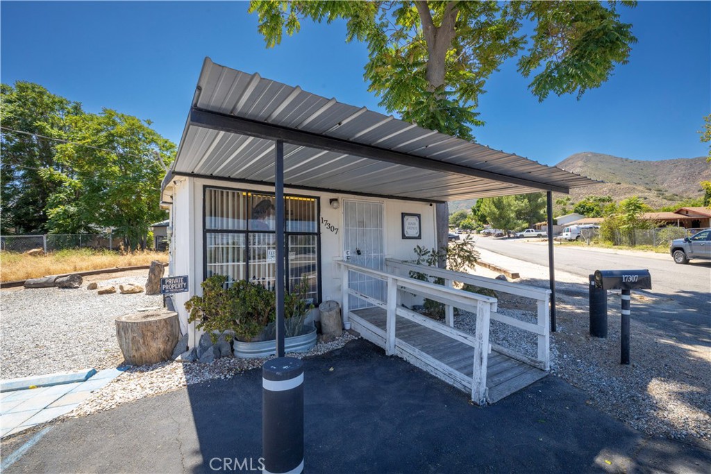 17307 Grand Property Photo 1