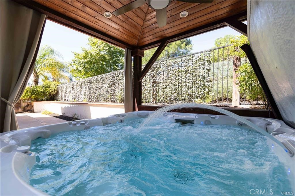45568 Via Puebla Property Photo 9